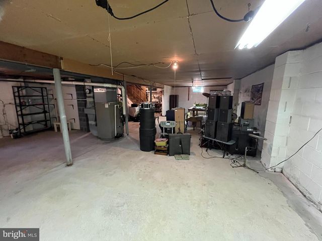 606 HAMILTON DR, Cinnaminson, NJ 08077