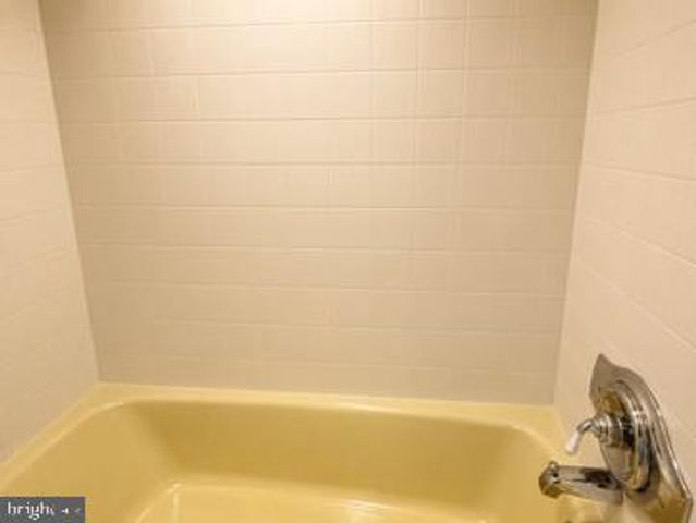 808 MANDY LN, Camp Hill, PA 17011