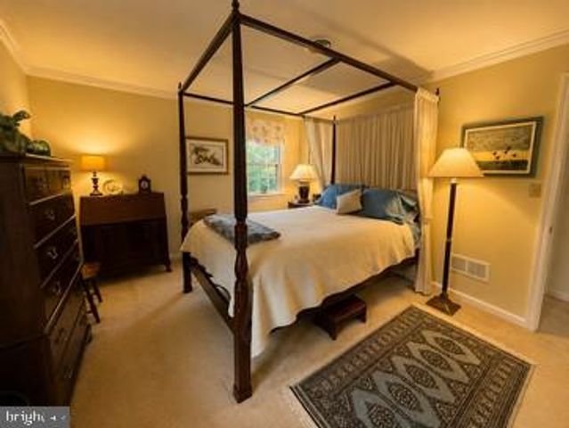 808 MANDY LN, Camp Hill, PA 17011