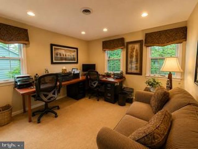 808 MANDY LN, Camp Hill, PA 17011
