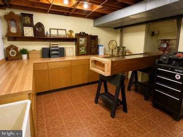 808 MANDY LN, Camp Hill, PA 17011