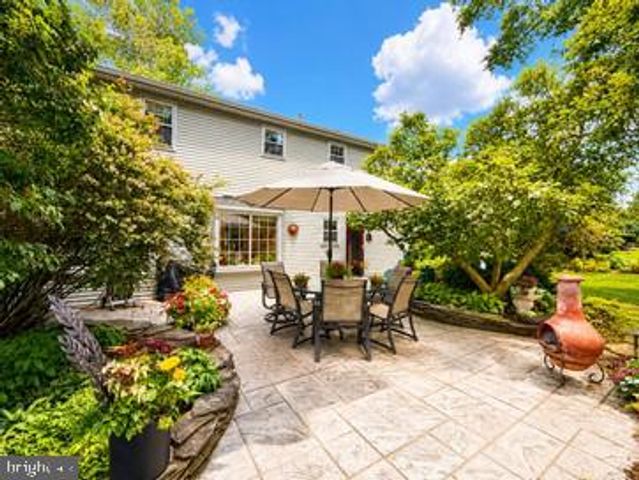 808 MANDY LN, Camp Hill, PA 17011