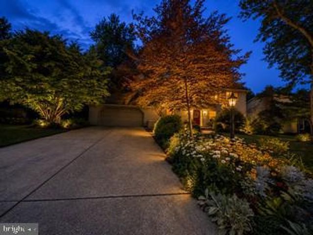 808 MANDY LN, Camp Hill, PA 17011