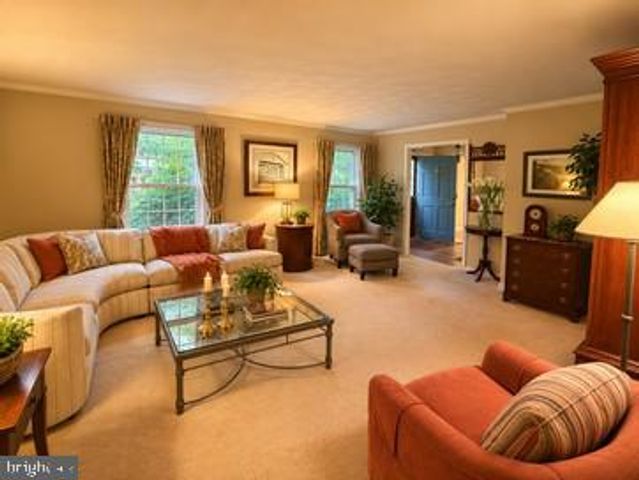 808 MANDY LN, Camp Hill, PA 17011