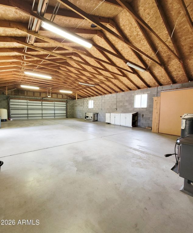 Image 5 of property listing at 93 N BLACK BRIDGE Road, Camp Verde, AZ 86322