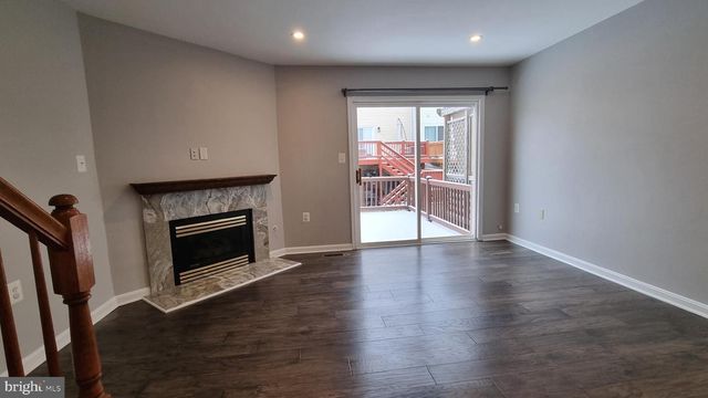 13111 SHADOWBROOK LN, Fairfax, VA 22033