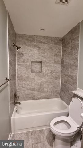 13111 SHADOWBROOK LN, Fairfax, VA 22033