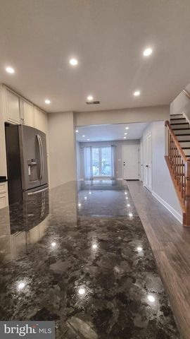 13111 SHADOWBROOK LN, Fairfax, VA 22033