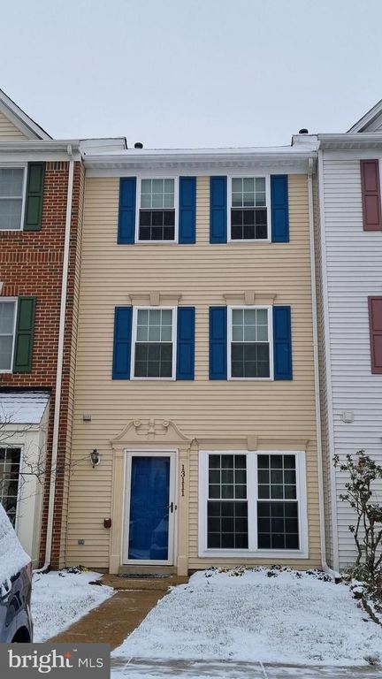 13111 SHADOWBROOK LN, Fairfax, VA 22033