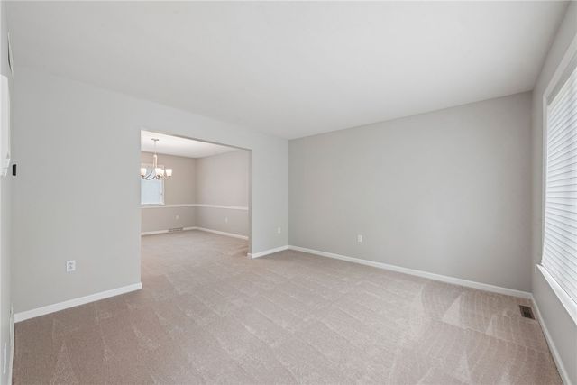 1005 Fairway Oaks Dr, Hempfield Twp, PA 15644