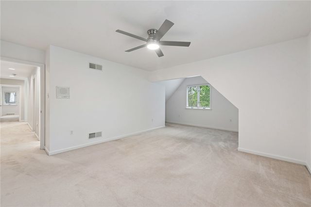 1005 Fairway Oaks Dr, Hempfield Twp, PA 15644