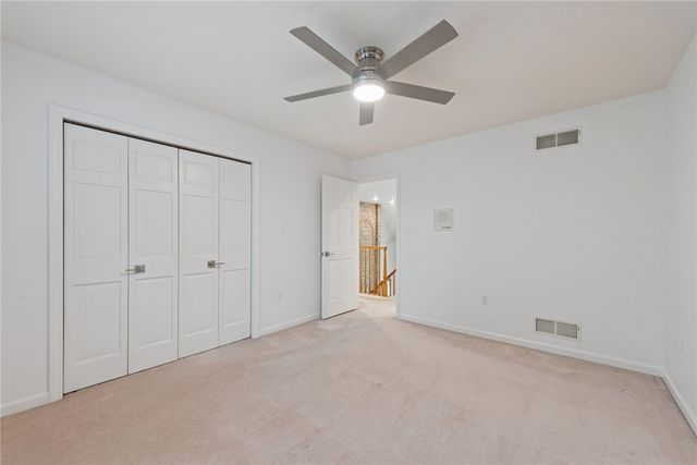 1005 Fairway Oaks Dr, Hempfield Twp, PA 15644