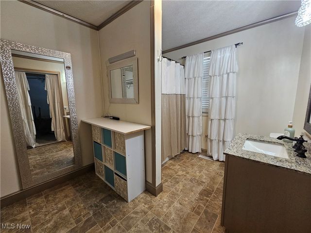 668 Bull River Run Rd, Grantsville, WV 26147