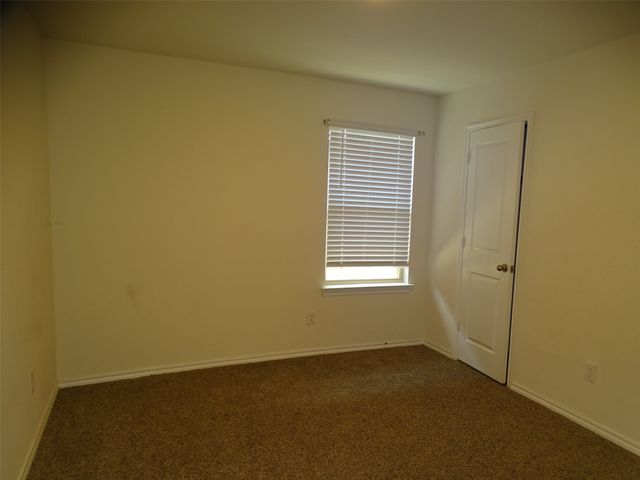 1214 Canterbury Lane, Ennis, TX 75119