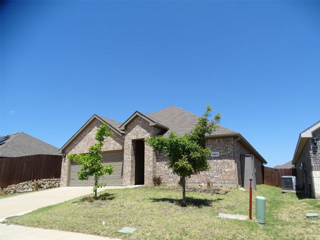 1214 Canterbury Lane, Ennis, TX 75119