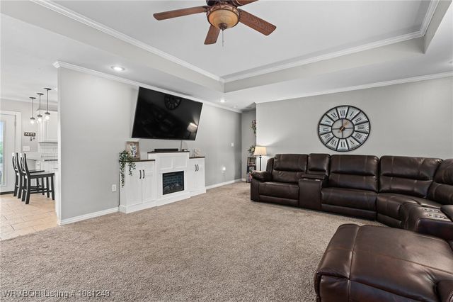 1205 S Division Street, Lavaca, AR 72941