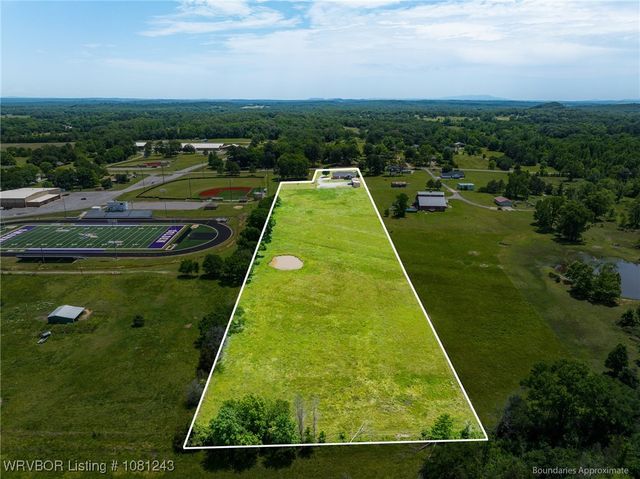 1205 S Division Street, Lavaca, AR 72941