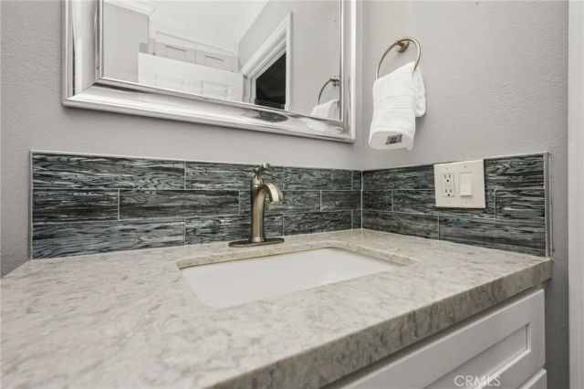 3311 W Lincoln, Anaheim, CA 92801