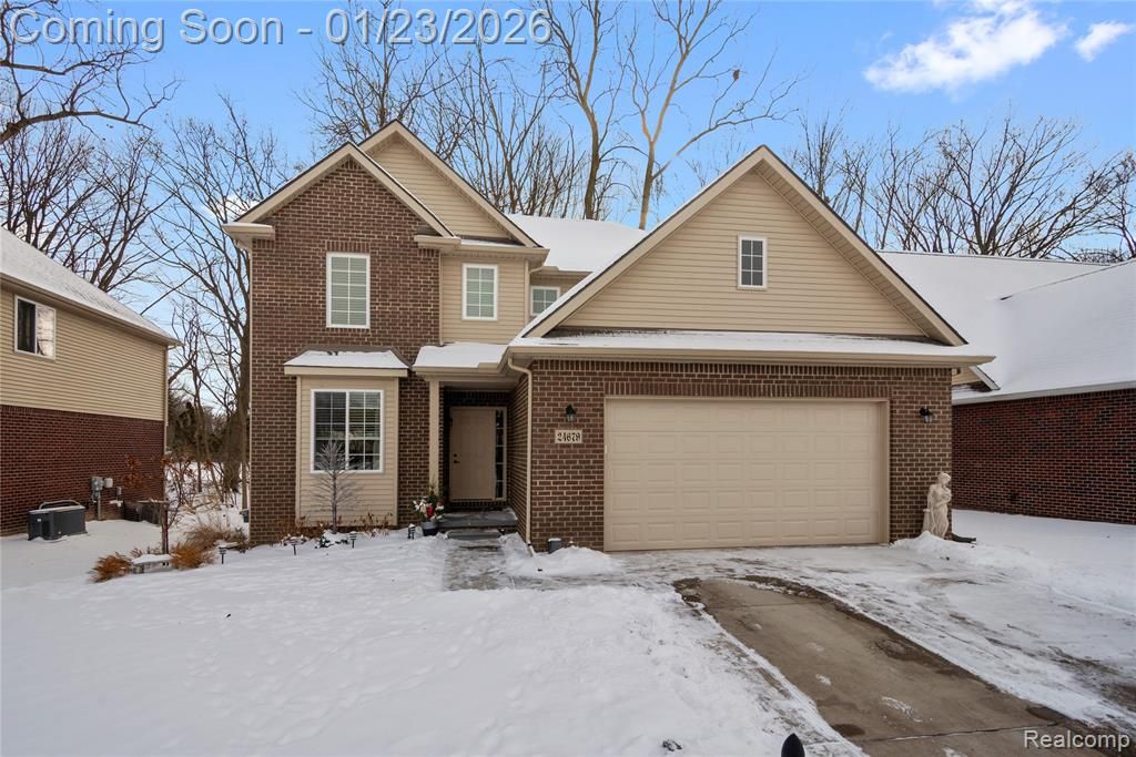 24679 Pembrooke Drive, Southfield, MI 48033