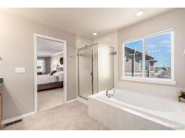 537 Cardens Ct, Erie, CO 80516