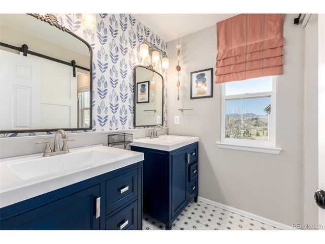 537 Cardens Ct, Erie, CO 80516