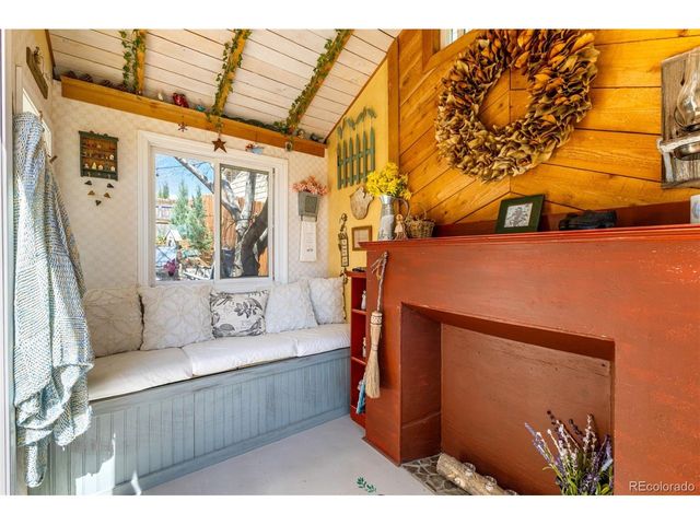 537 Cardens Ct, Erie, CO 80516