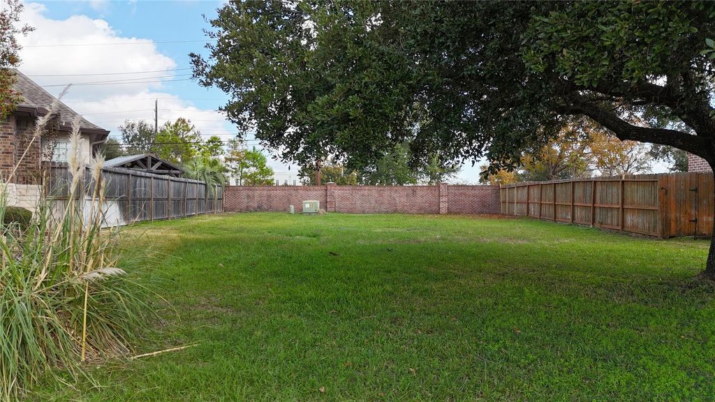 18006 Lovett Lane, Spring, TX 77379