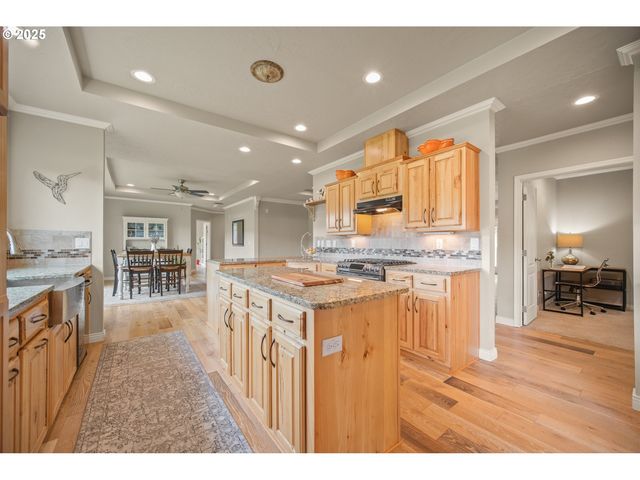1307 Nw 359TH St, La Center, WA 98629