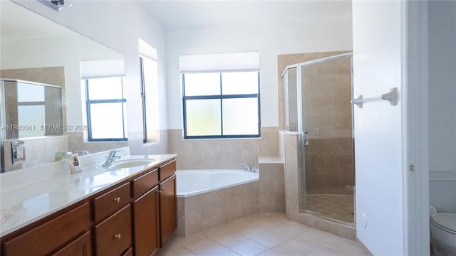 3530 W 88th St 3530, Hialeah, FL 33018