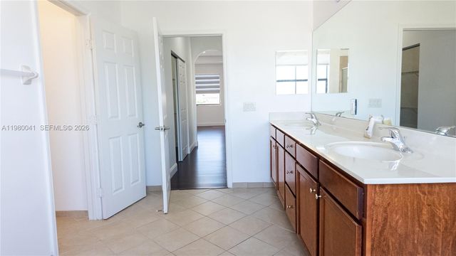 3530 W 88th St 3530, Hialeah, FL 33018