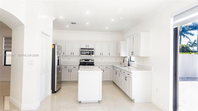 3530 W 88th St 3530, Hialeah, FL 33018