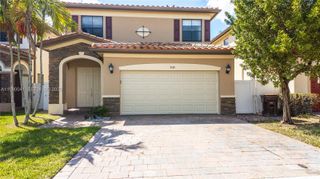 3530 W 88th St 3530, Hialeah, FL 33018