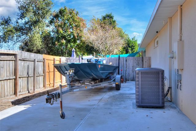 1995 AVENUE F SW, Winter Haven, FL 33880