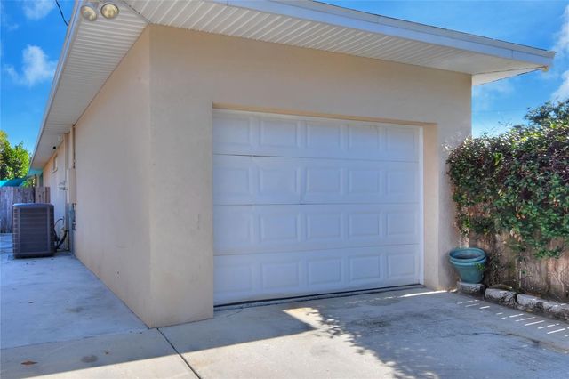 1995 AVENUE F SW, Winter Haven, FL 33880