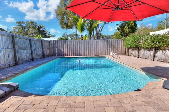 1995 AVENUE F SW, Winter Haven, FL 33880