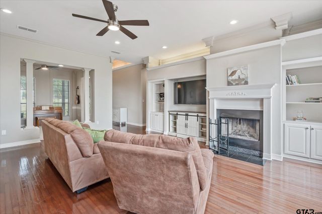 16123 Steep Rd, Brownsboro, TX 75756