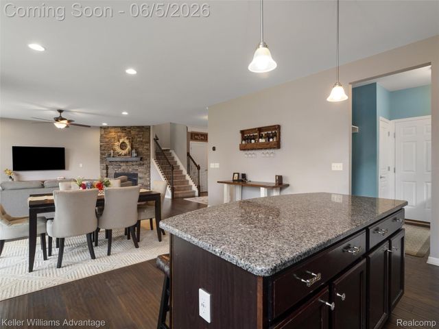 6121 Braemore Court, Canton Charter Township, MI 48187