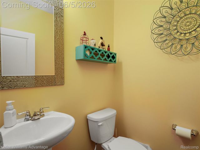 6121 Braemore Court, Canton Charter Township, MI 48187