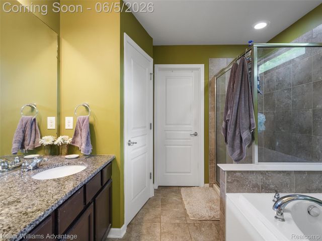 6121 Braemore Court, Canton Charter Township, MI 48187