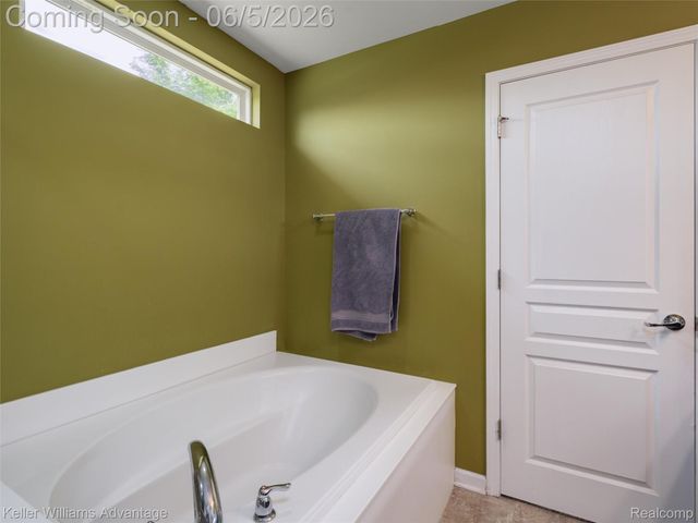 6121 Braemore Court, Canton Charter Township, MI 48187
