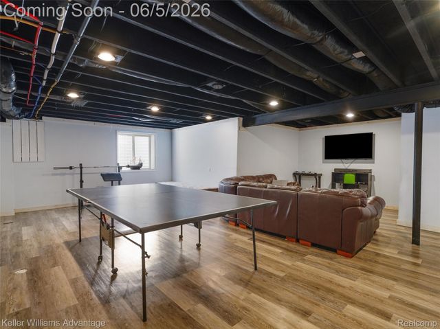 6121 Braemore Court, Canton Charter Township, MI 48187