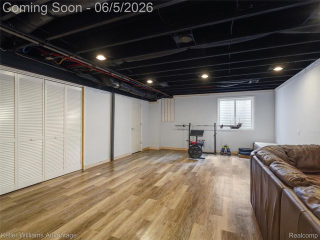 6121 Braemore Court, Canton Charter Township, MI 48187