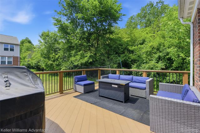6121 Braemore Court, Canton Charter Township, MI 48187