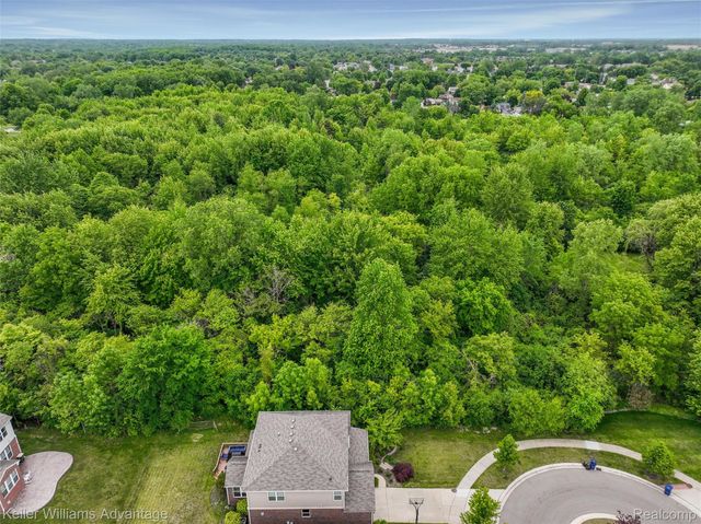 6121 Braemore Court, Canton Charter Township, MI 48187