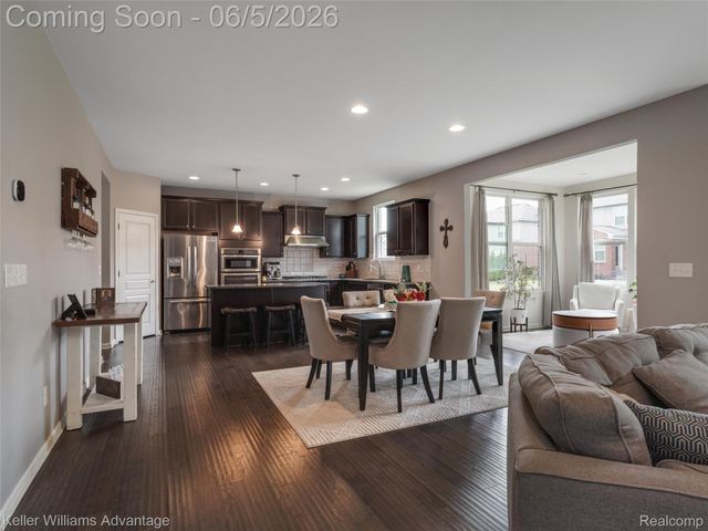 6121 Braemore Court, Canton Charter Township, MI 48187