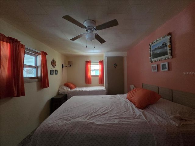 7803 46TH AVENUE N 116, St Petersburg, FL 33709