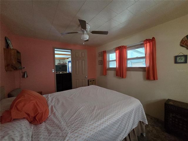 7803 46TH AVENUE N 116, St Petersburg, FL 33709
