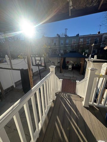 87-28 86 Street, Woodhaven, NY 11421