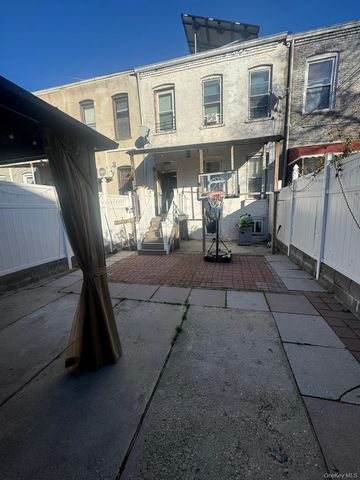 87-28 86 Street, Woodhaven, NY 11421