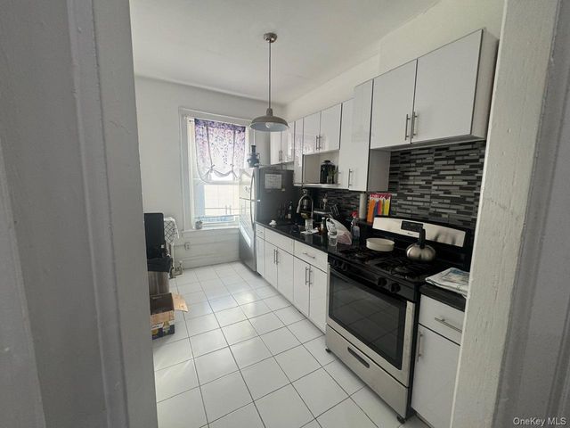 87-28 86 Street, Woodhaven, NY 11421